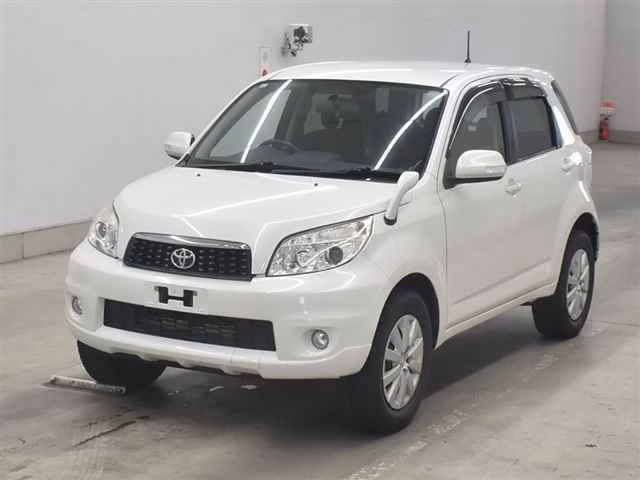 TOYOTA RUSH