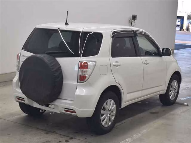 TOYOTA RUSH