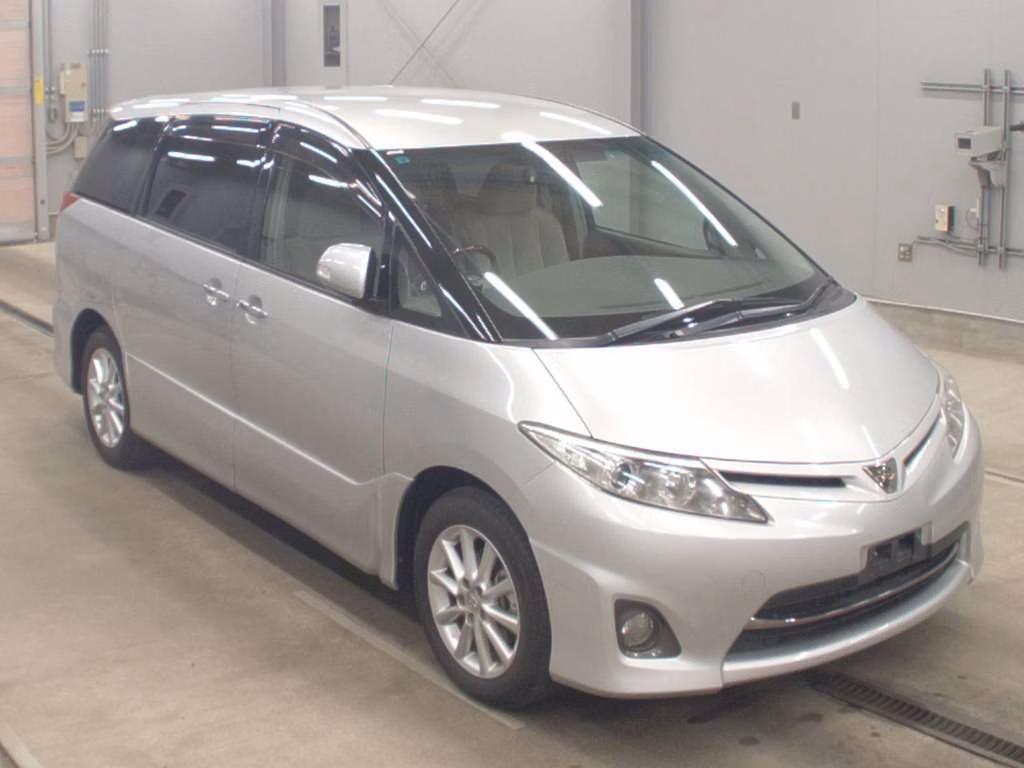 TOYOTA ESTIMA