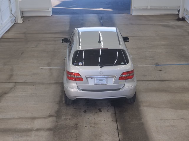MERCEDES-BENZ B-CLASS