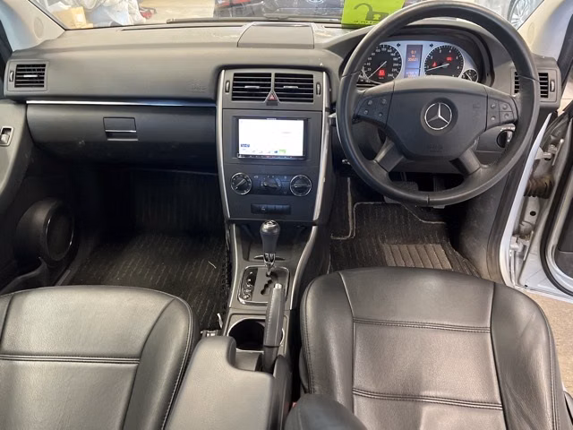 MERCEDES-BENZ B-CLASS