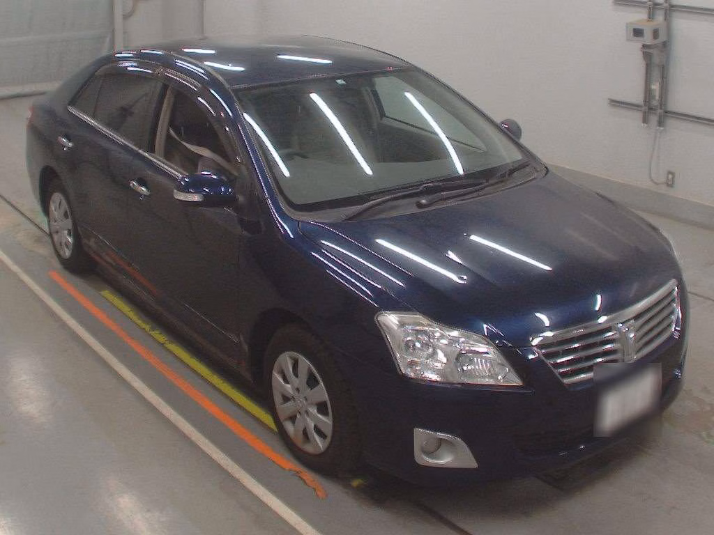 TOYOTA PREMIO