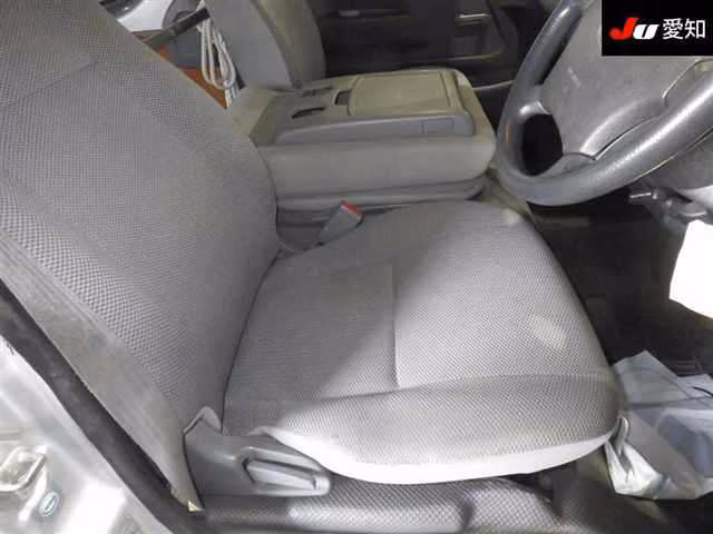 TOYOTA REGIUS ACE