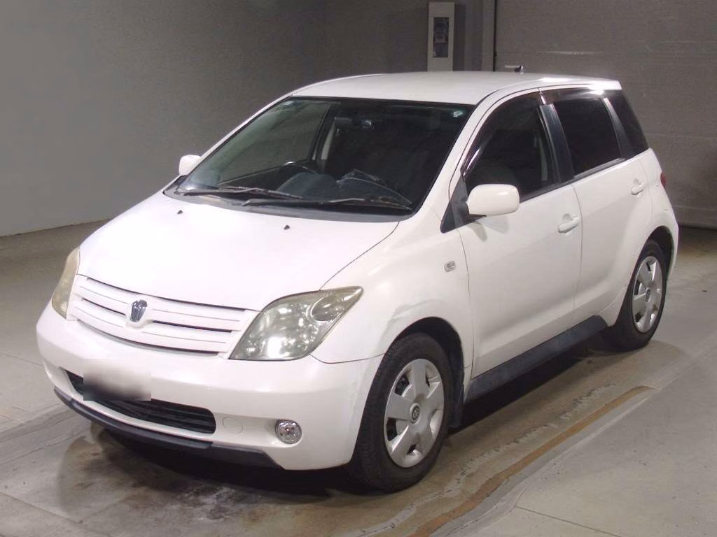 TOYOTA IST
