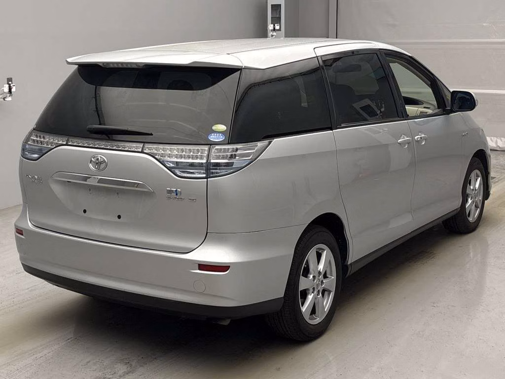 TOYOTA ESTIMA