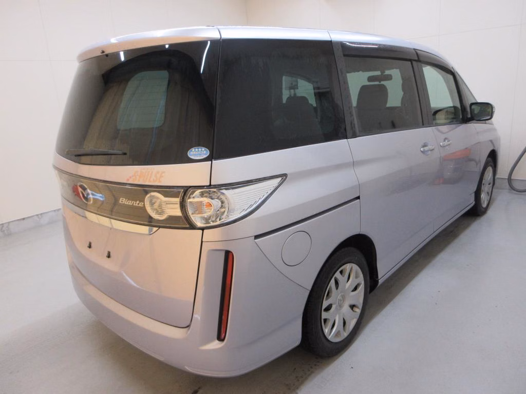MAZDA BIANTE