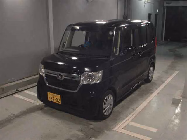 HONDA N-BOX