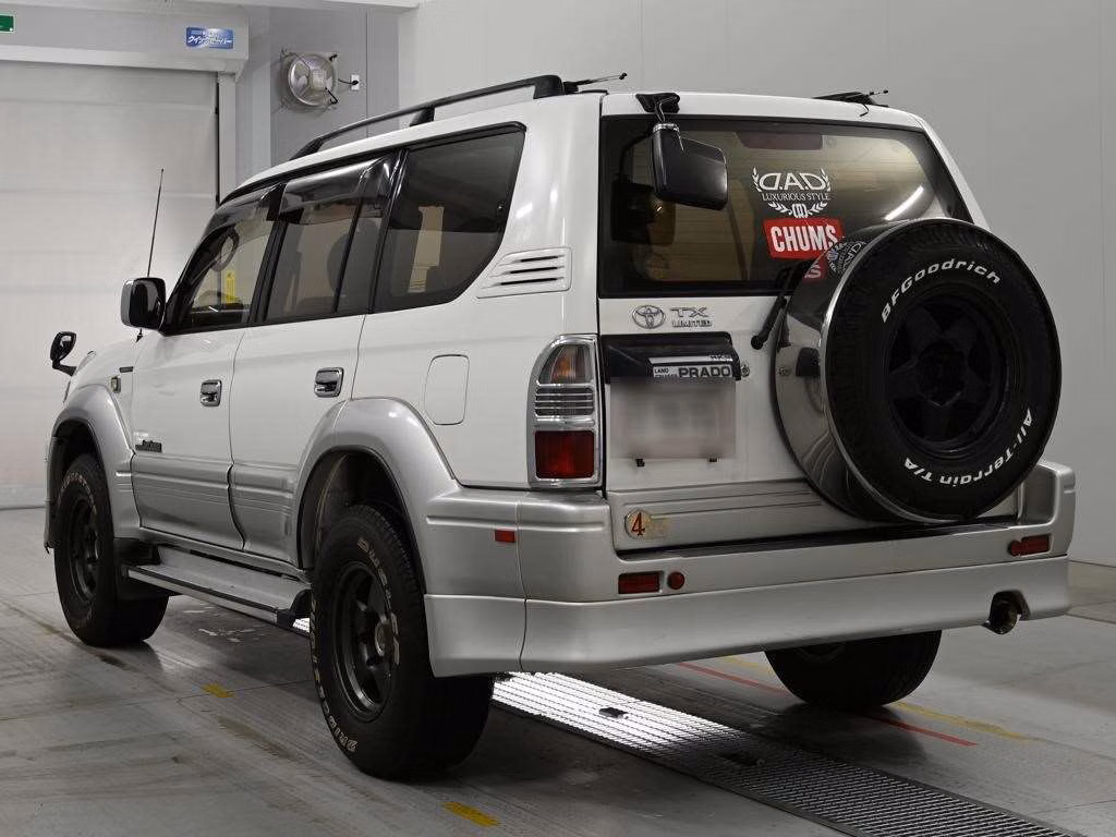 TOYOTA LAND CRUISER PRADO