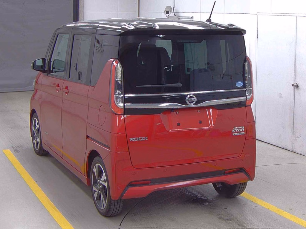 NISSAN ROOX