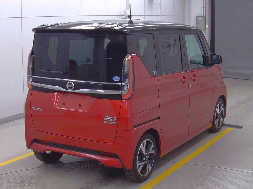 NISSAN ROOX