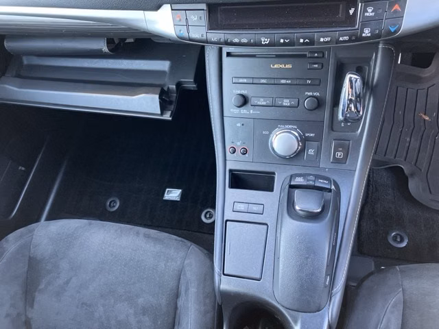 LEXUS CT200H