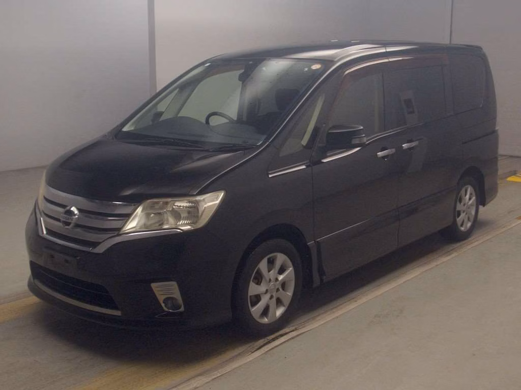 NISSAN SERENA