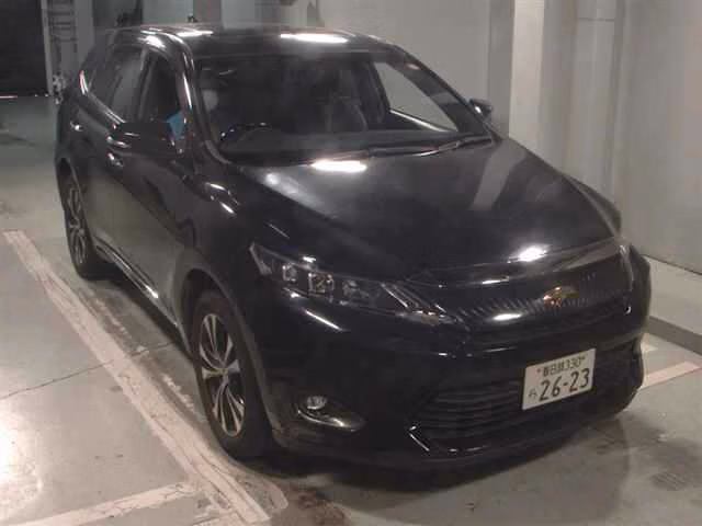 TOYOTA HARRIER