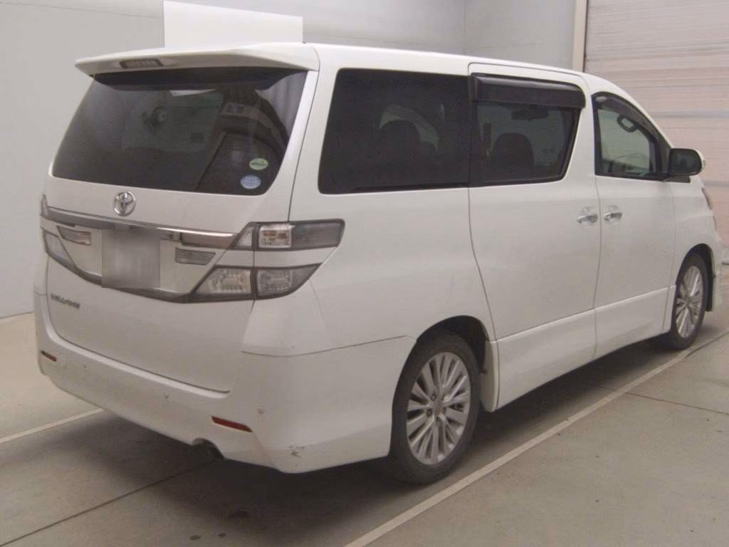 TOYOTA VELLFIRE