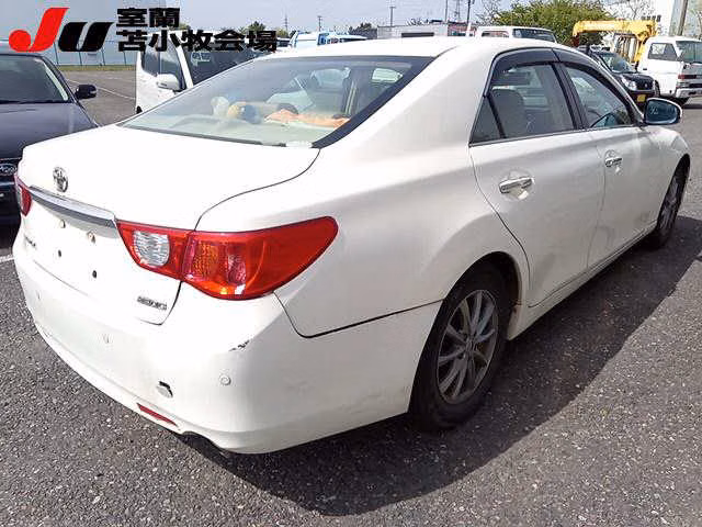 TOYOTA MARK X