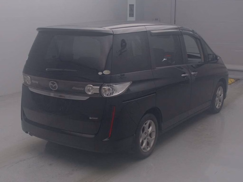 MAZDA BIANTE