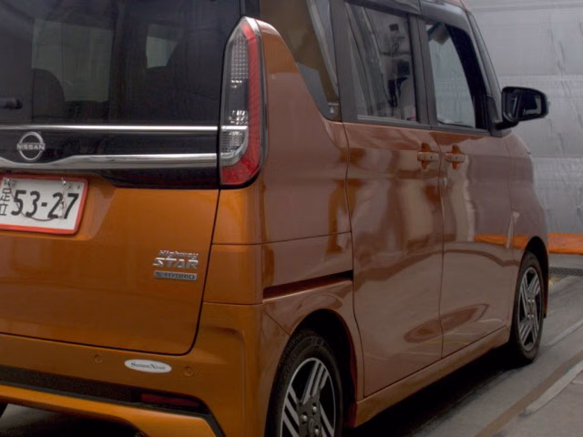 NISSAN ROOX