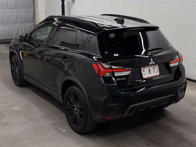 MITSUBISHI RVR