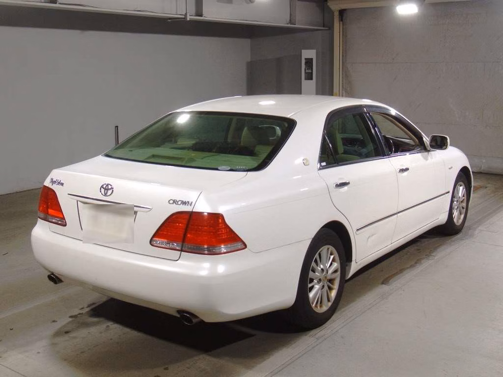 TOYOTA CROWN