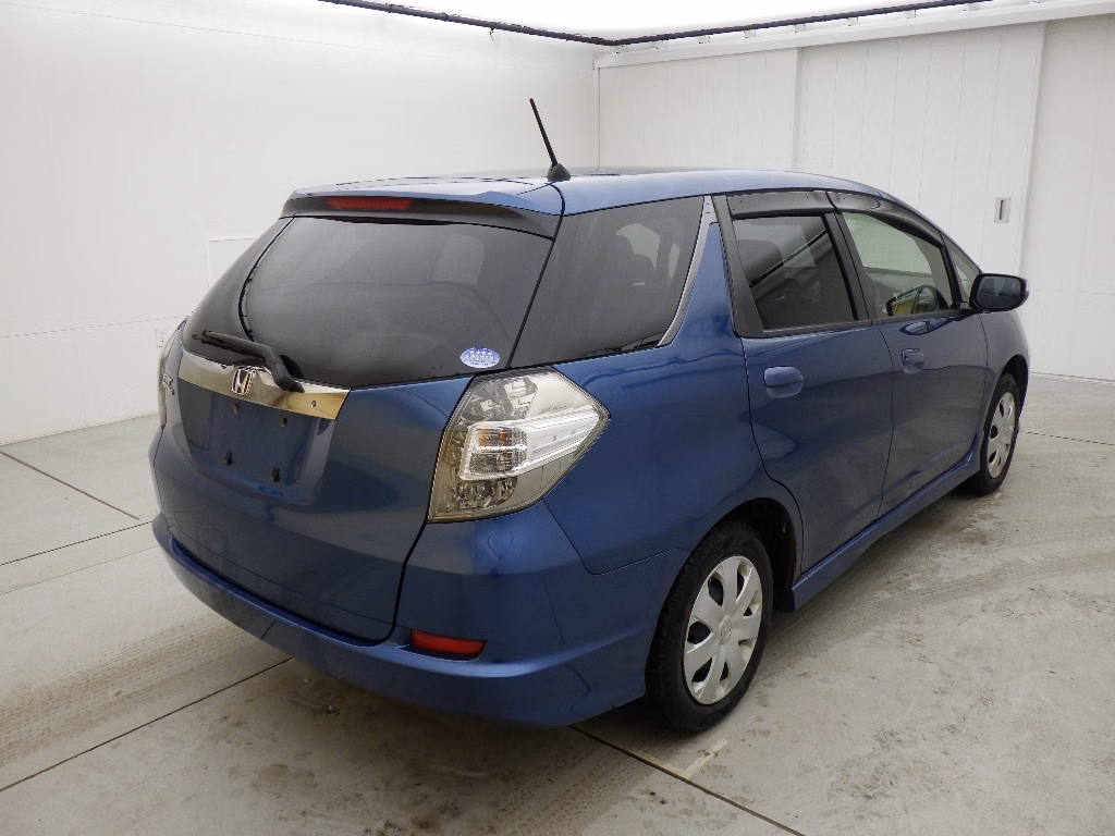 HONDA FIT SHUTTLE