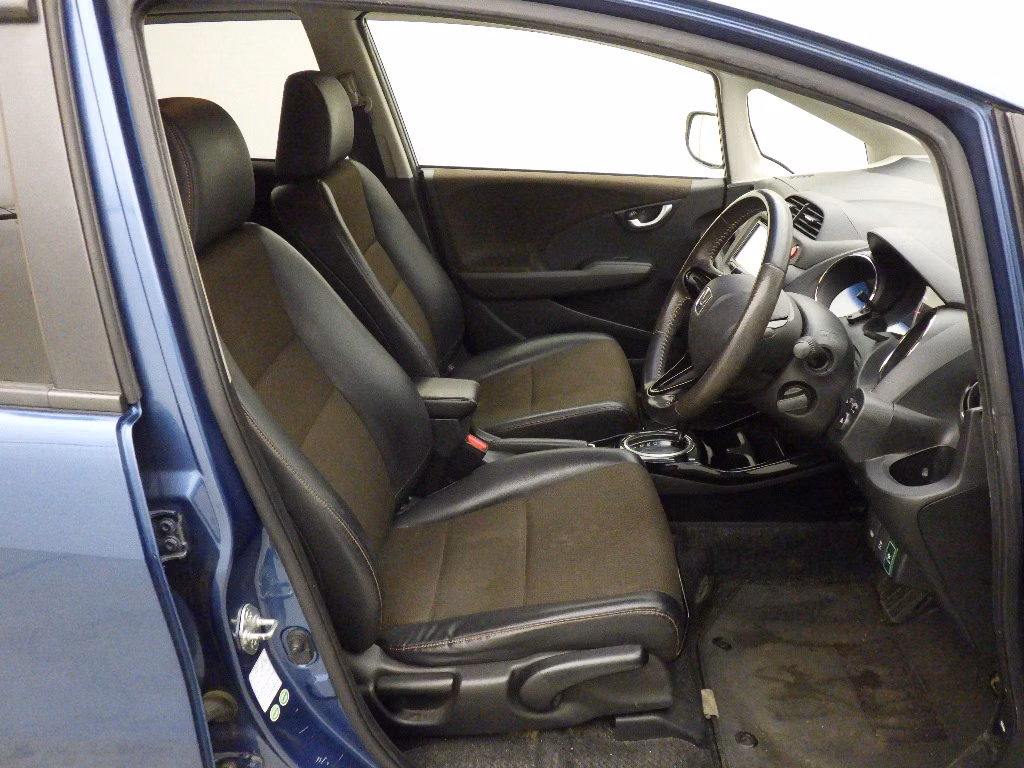 HONDA FIT SHUTTLE