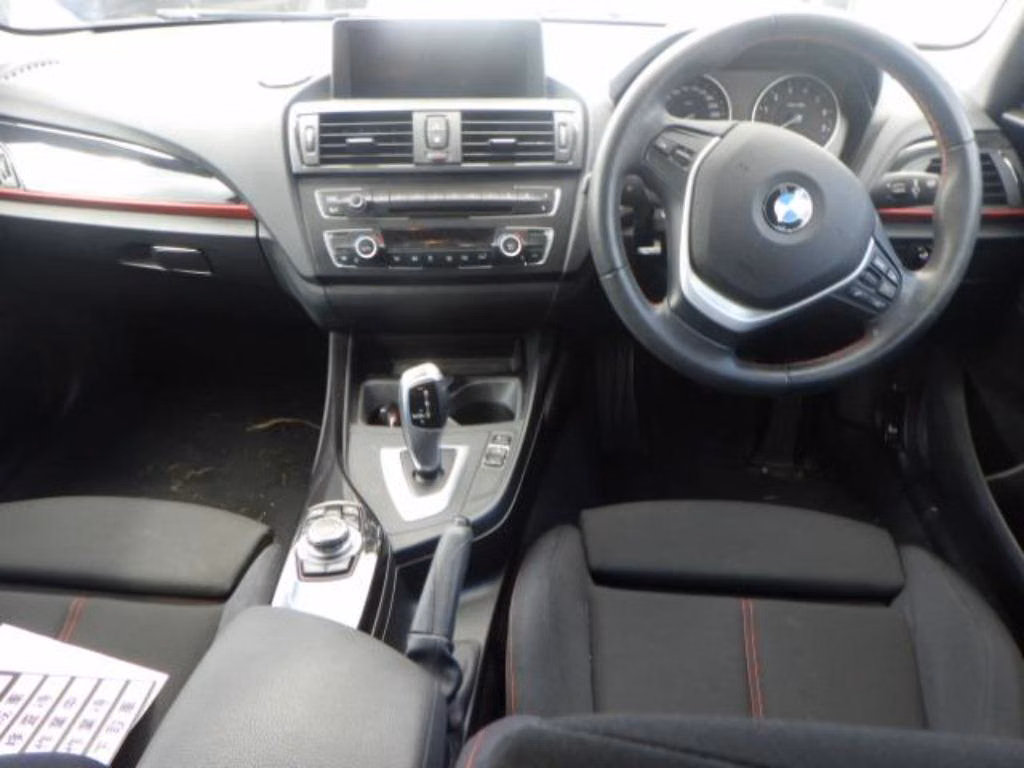 BMW 1-SERIES