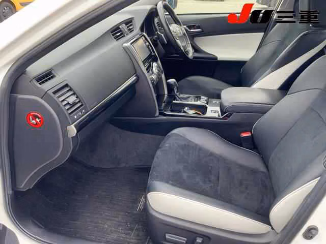 TOYOTA MARK X