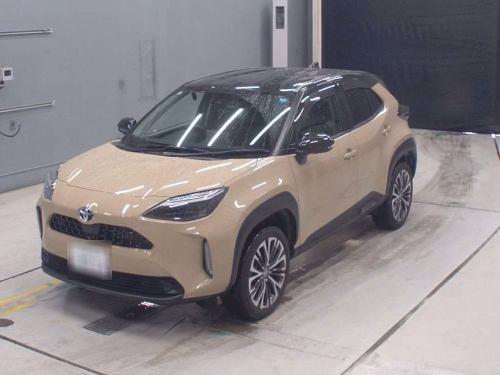TOYOTA YARIS CROSS