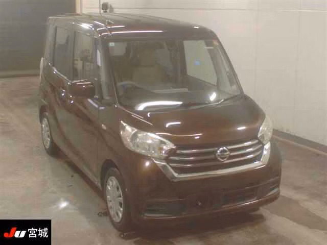 NISSAN DAYZ ROOX