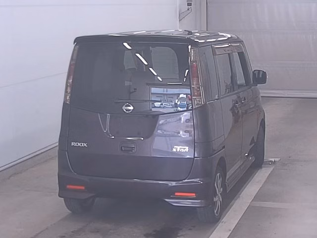 NISSAN ROOX