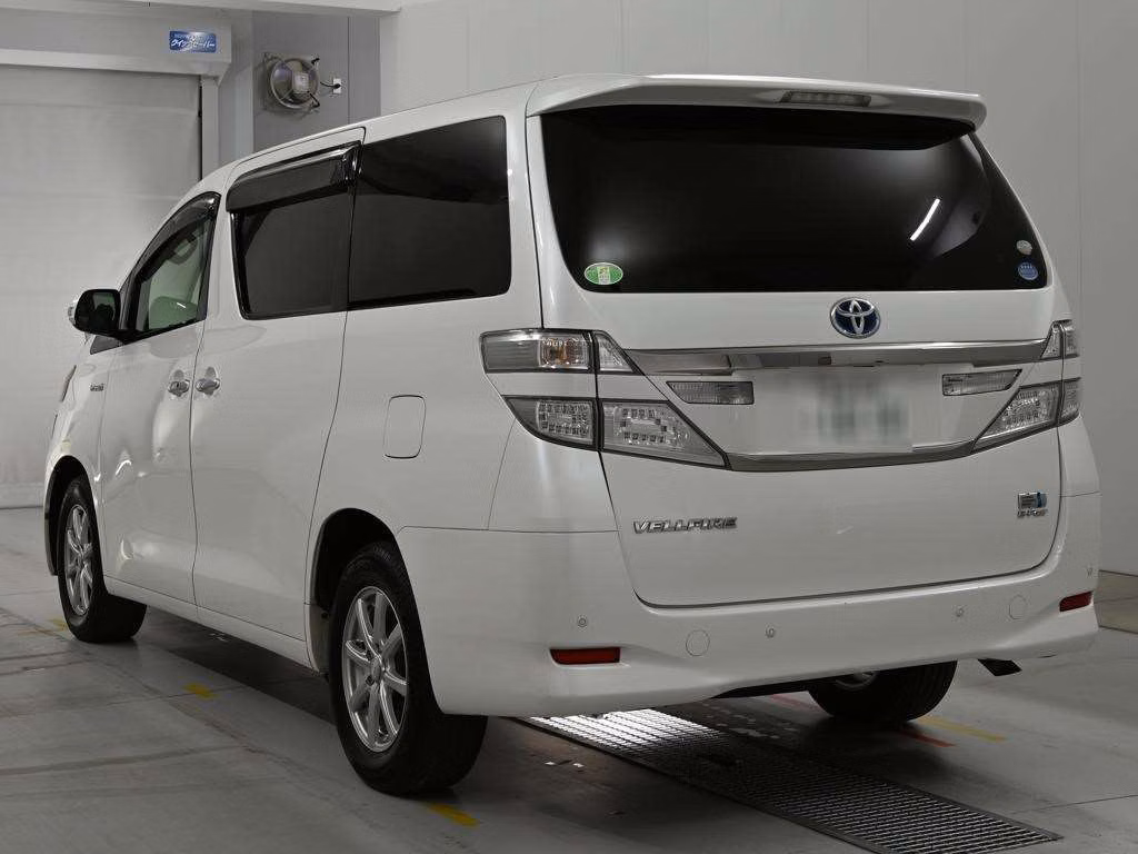TOYOTA ALPHARD