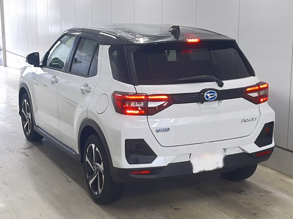 DAIHATSU ROCKY