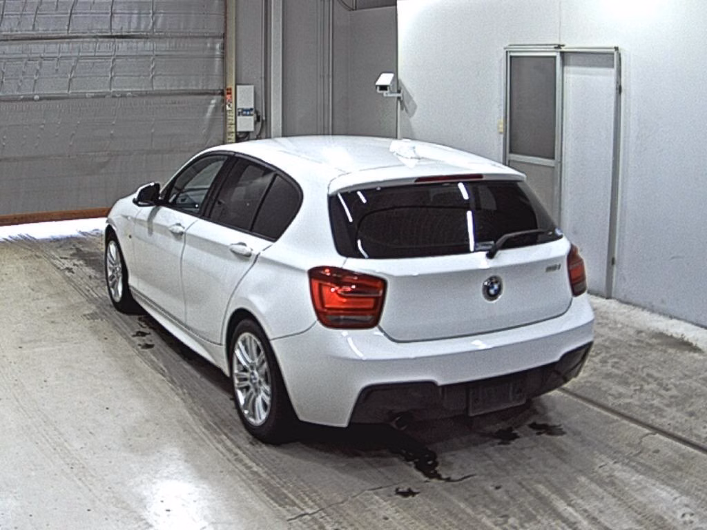 BMW 1-SERIES