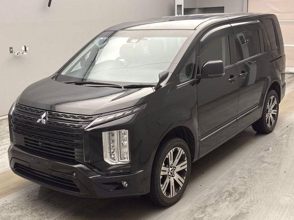 MITSUBISHI DELICA D:5