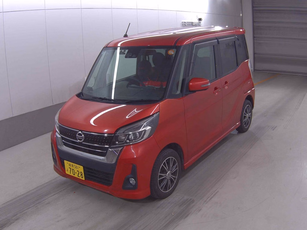 NISSAN DAYZ ROOX