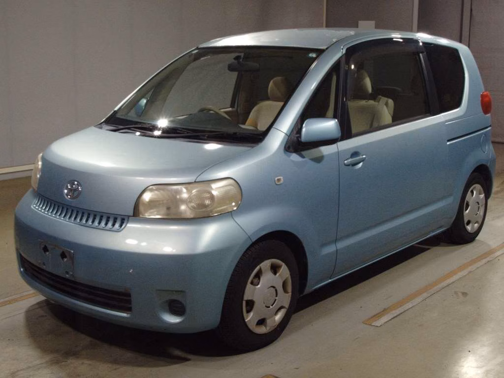 TOYOTA PORTE