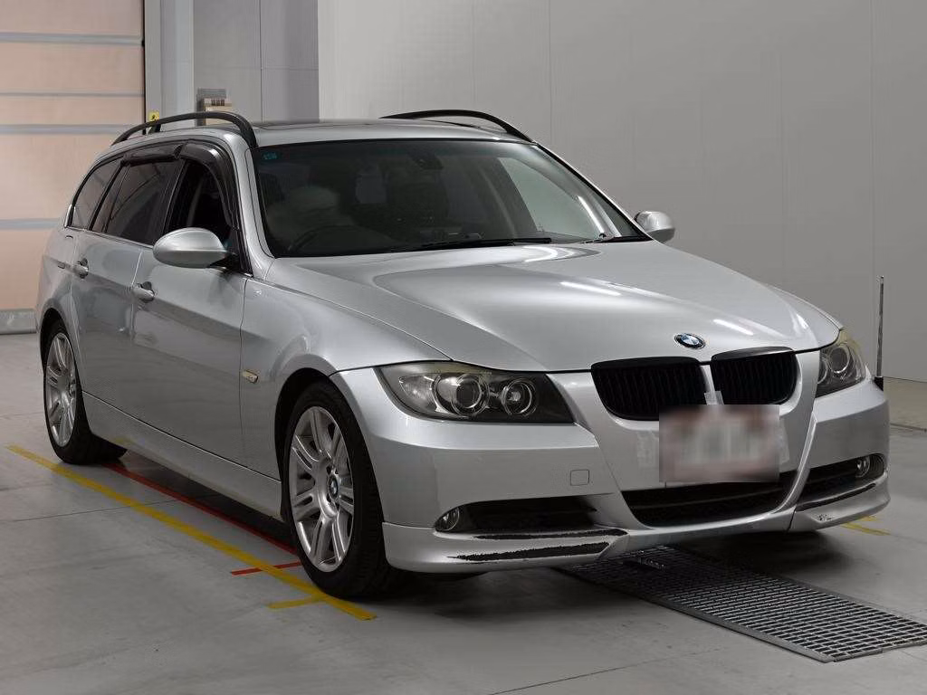 BMW 3-SERIES