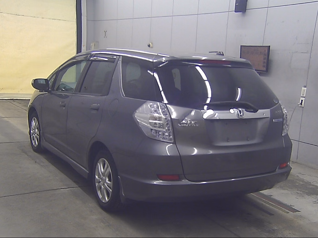 HONDA FIT SHUTTLE