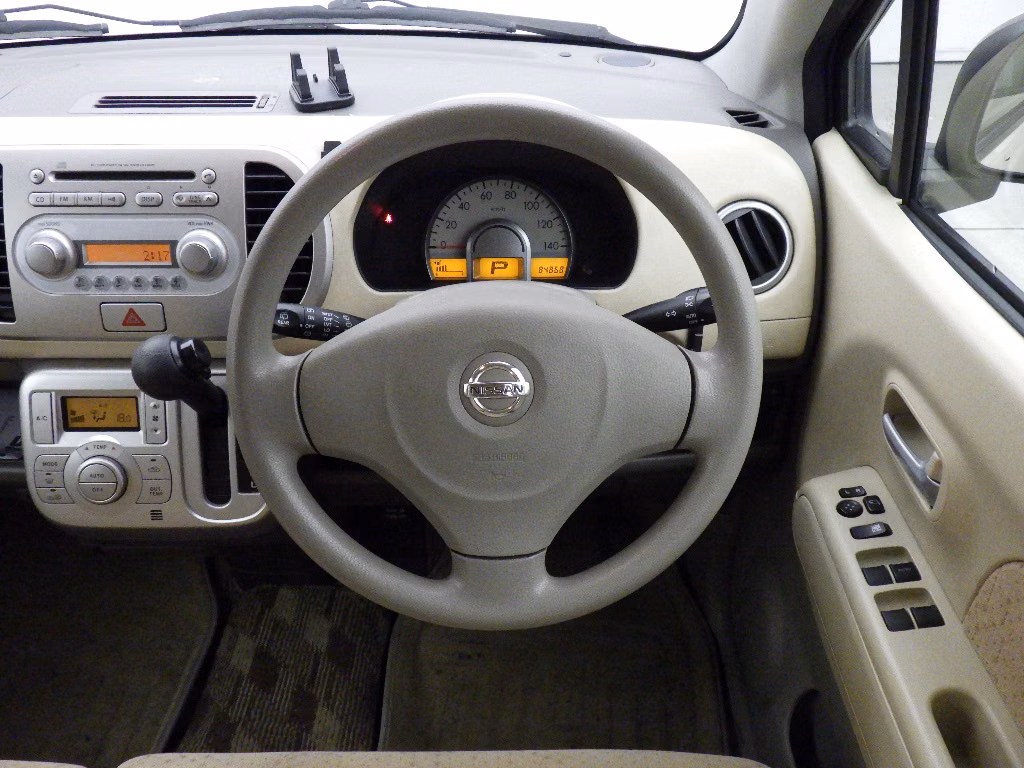 NISSAN MOCO