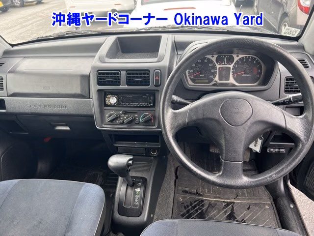 MITSUBISHI PAJERO MINI