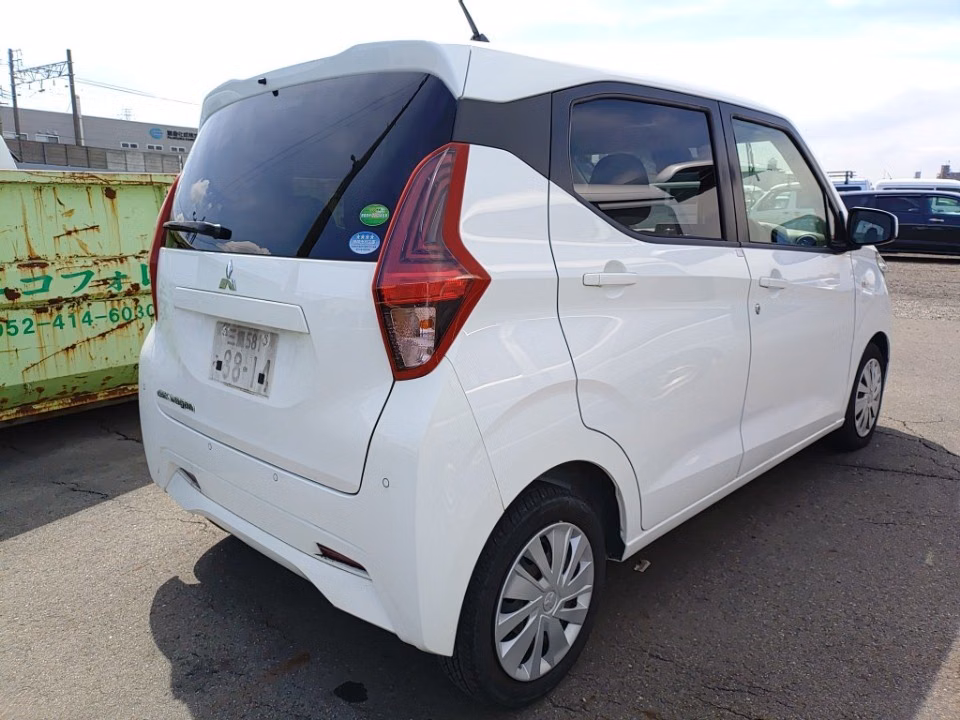 MITSUBISHI EK WAGON
