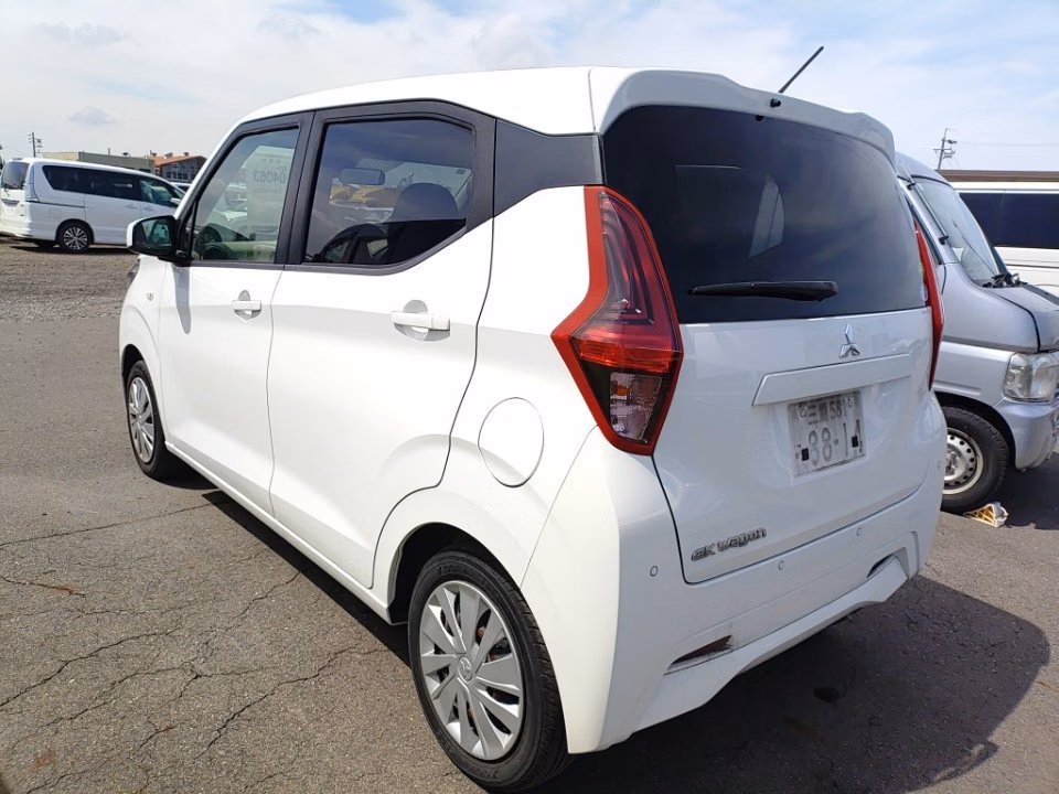 MITSUBISHI EK WAGON
