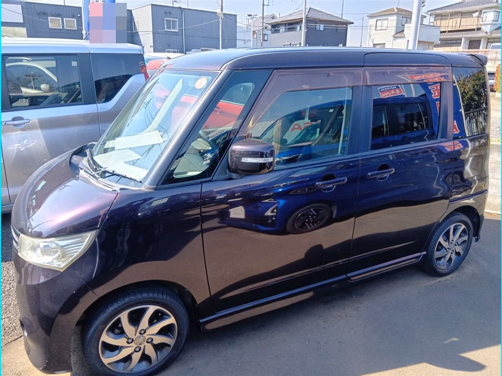 NISSAN ROOX