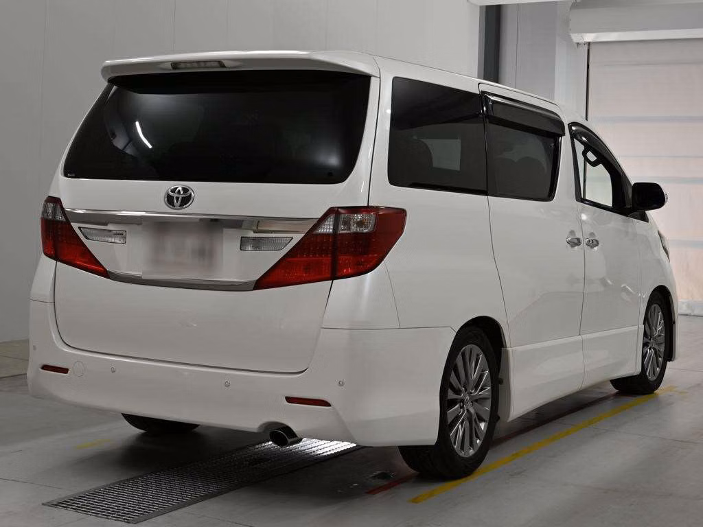 TOYOTA ALPHARD