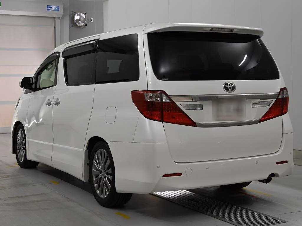 TOYOTA ALPHARD