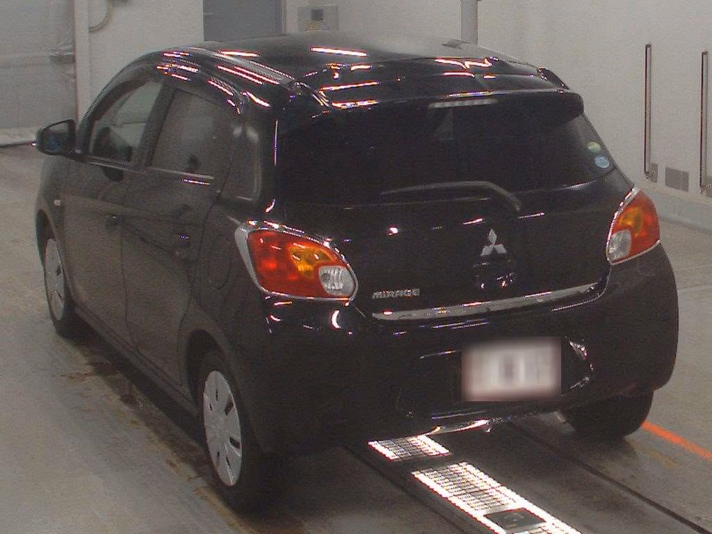 MITSUBISHI MIRAGE