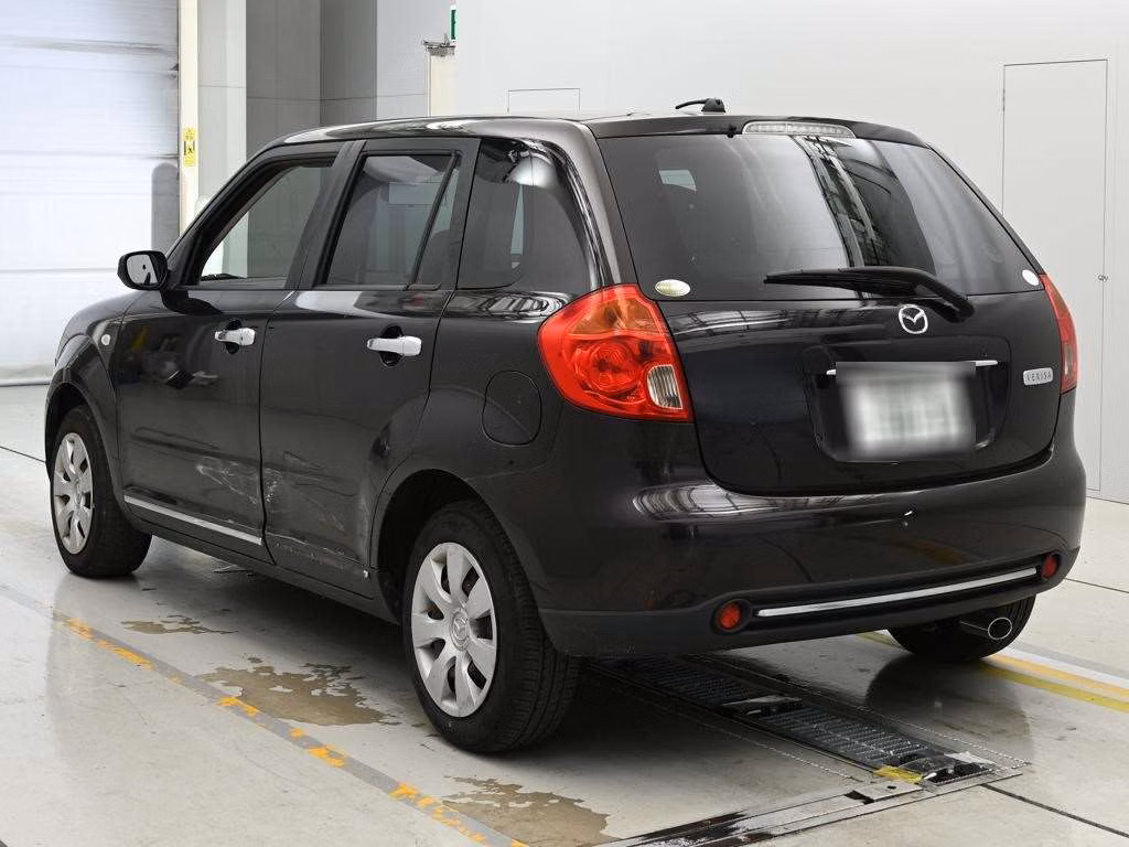 MAZDA VERISA