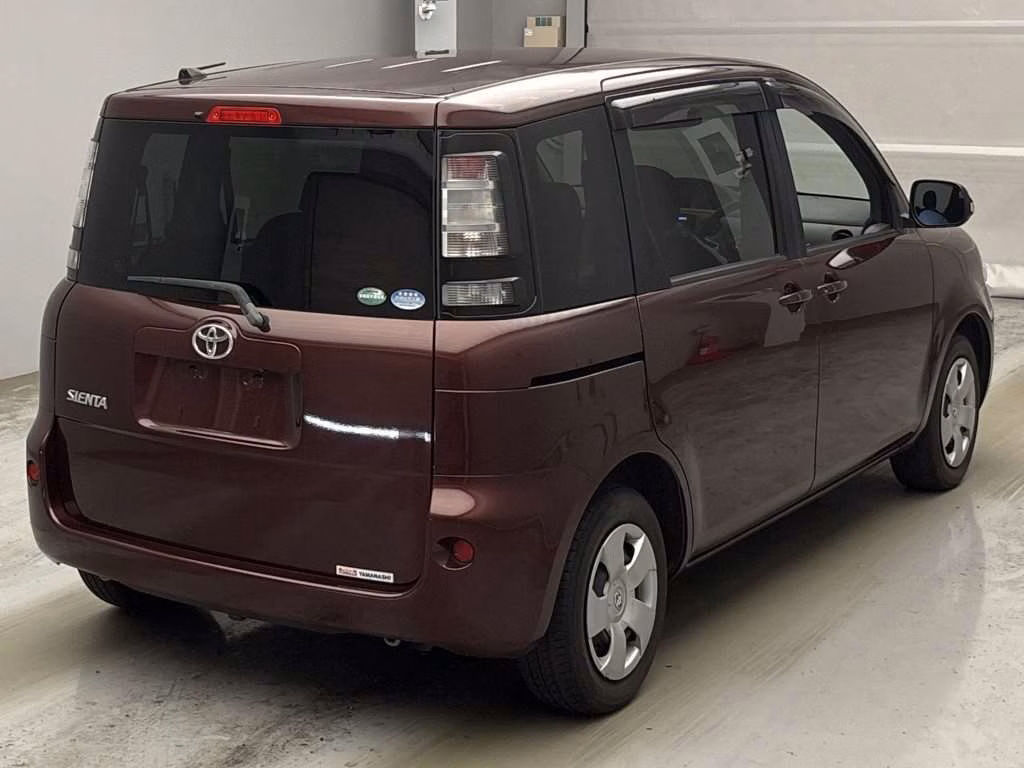 TOYOTA SIENTA