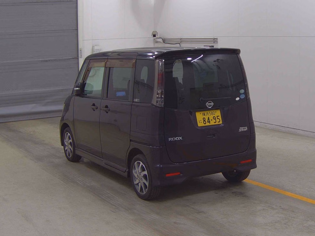 NISSAN ROOX