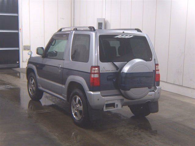 MITSUBISHI PAJERO MINI